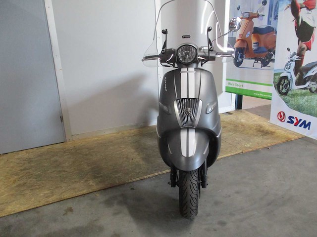 Peugeot django - bromscooter - injectie - scooter - afbeelding 2 van  5