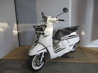 Peugeot django - bromscooter - scooter - afbeelding 4 van  9