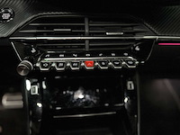 Peugeot e-2008 ev gt 50 kwh 136pk 2020, k-173-hp - afbeelding 18 van  50