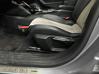 Peugeot e-2008 ev gt 50 kwh 136pk 2020, k-173-hp - afbeelding 23 van  50