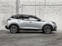 Peugeot e-2008 ev gt 50 kwh 136pk 2020, k-173-hp - afbeelding 1 van  38