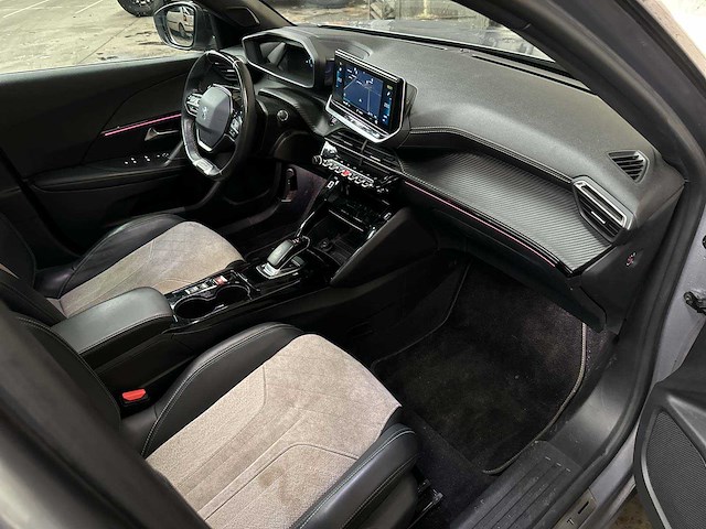 Peugeot e-2008 ev gt 50 kwh 136pk 2020, k-173-hp - afbeelding 23 van  38