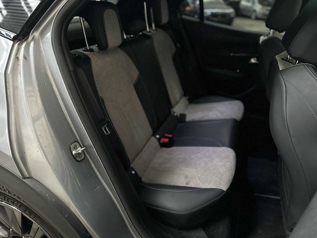 Peugeot e-2008 ev gt 50 kwh 136pk 2020, k-173-hp - afbeelding 27 van  38