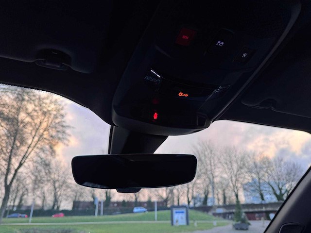 Peugeot e-2008 ev gt 50 kwh automaat, k-807-gk - afbeelding 9 van  22