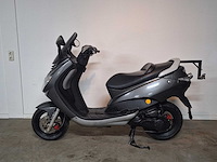 Peugeot elystar 45km bromscooter