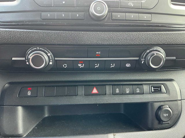 Peugeot expert 2.0 bluehdi premdc bedrijfswagen - afbeelding 16 van  33