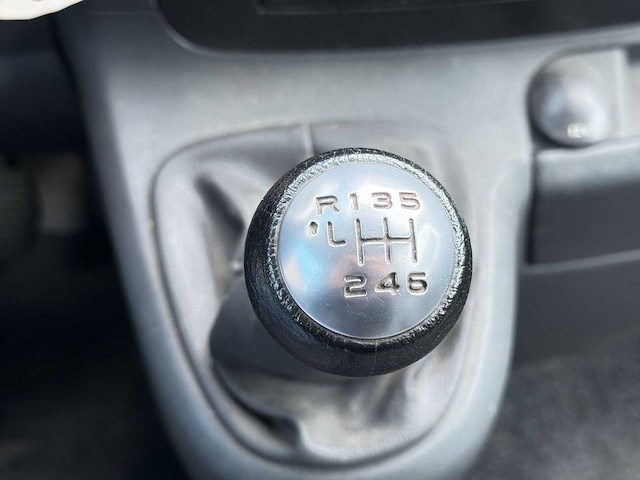 Peugeot expert 227 2.0 hdi l1h1 navteq| vr-290-s - afbeelding 11 van  26
