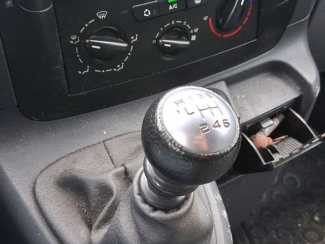 Peugeot expert 229 2.0 hdi l1h1 | vf-247-f * - afbeelding 14 van  23