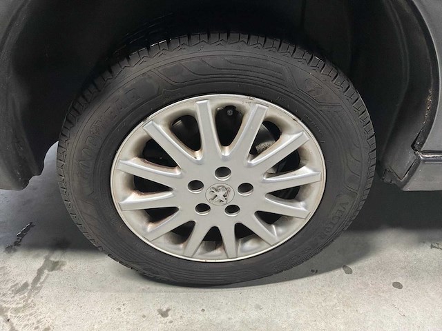 Peugeot expert 229 2.0 hdif l2h1 dc bedrijfswagen - afbeelding 4 van  31