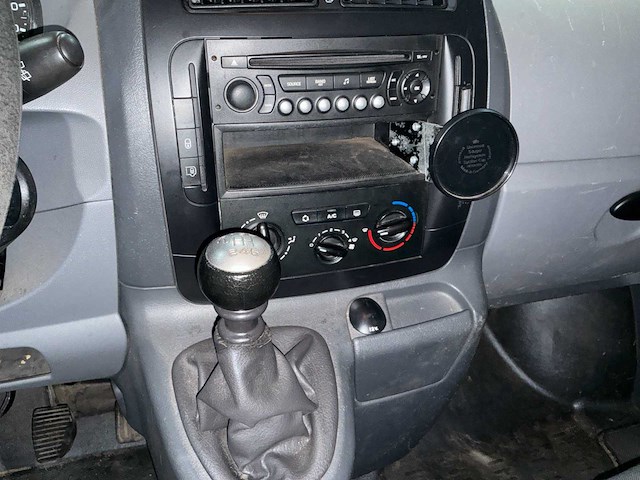 Peugeot expert 229 2.0 hdif l2h1 dc bedrijfswagen - afbeelding 18 van  31