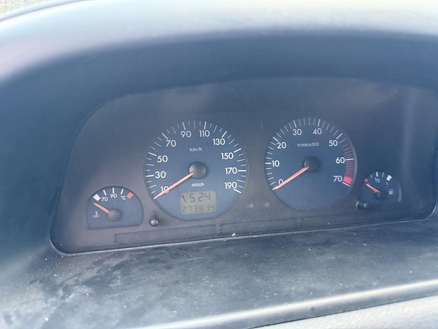 Peugeot expert 230c 2.0hdi 80 kw met kenteken 84-bj-jf - afbeelding 4 van  12