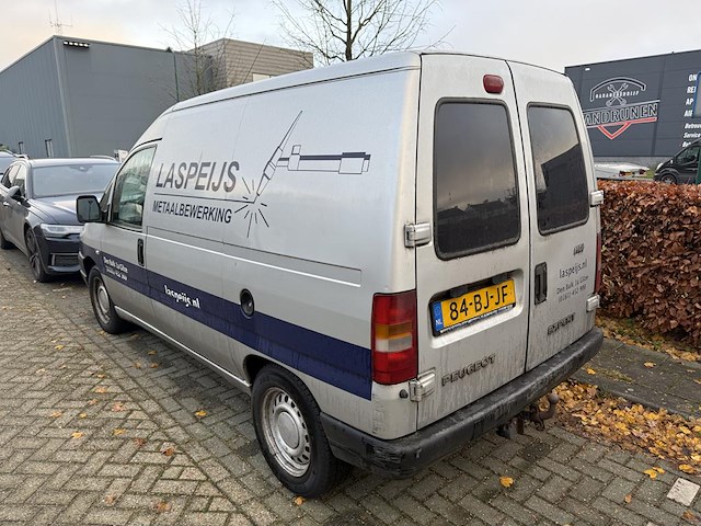Peugeot expert 230c 2.0hdi 80 kw met kenteken 84-bj-jf - afbeelding 10 van  12