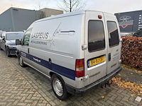 Peugeot expert 230c 2.0hdi 80 kw met kenteken 84-bj-jf - afbeelding 10 van  12