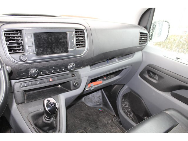 Peugeot expert met kenteken vhn-60-g. datum eerste toelating 20-11-2020. apk vervaldatum 20-11-2026 - afbeelding 2 van  11