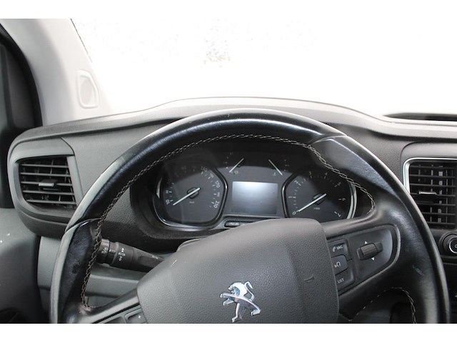 Peugeot expert met kenteken vhn-60-g. datum eerste toelating 20-11-2020. apk vervaldatum 20-11-2026 - afbeelding 3 van  11