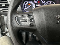 Peugeot expert traveller 1.5 9-persoons 120pk 2019 - afbeelding 11 van  28