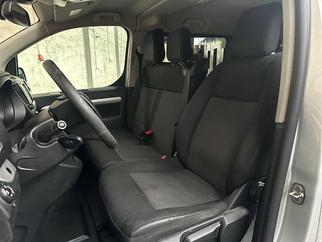 Peugeot expert traveller 1.5 9-persoons 120pk 2019 - afbeelding 37 van  44