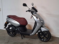 Peugeot kisbee 25 km snorscooter 4takt - afbeelding 6 van  7