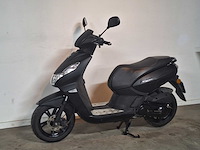 Peugeot kisbee 25 km snorscooter 4takt - afbeelding 2 van  7