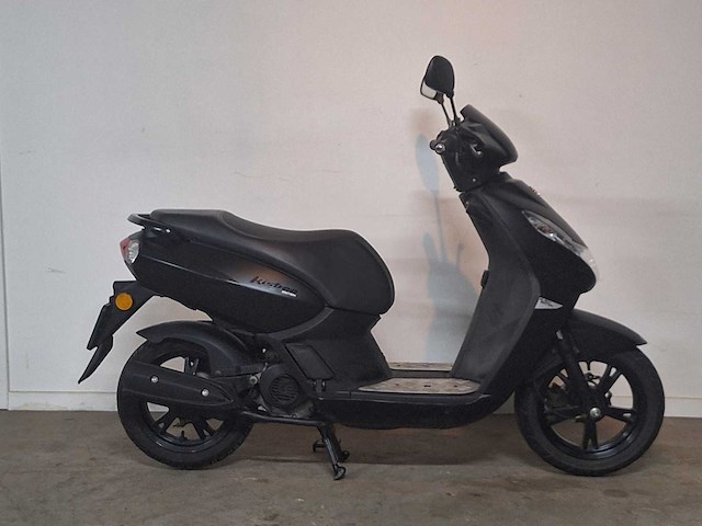 Peugeot kisbee 25 km snorscooter 4takt - afbeelding 5 van  7