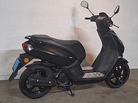 Peugeot kisbee 25 km snorscooter 4takt - afbeelding 7 van  7
