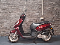 Peugeot kisbee 25km snorscooter 4-takt