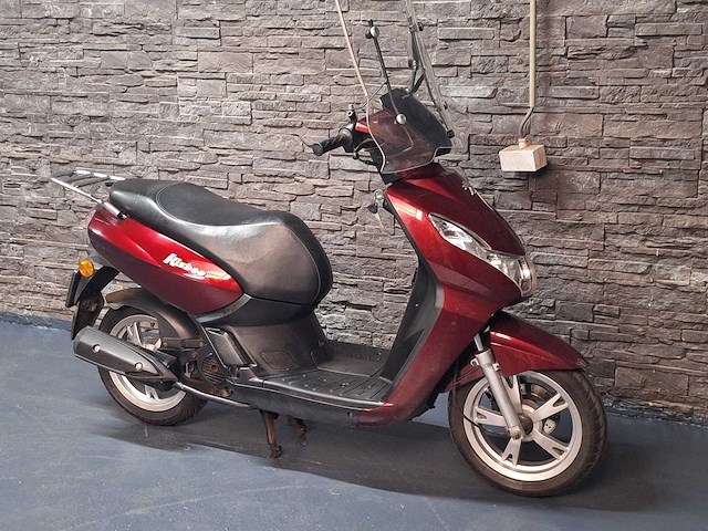Peugeot kisbee 25km snorscooter 4-takt - afbeelding 2 van  2