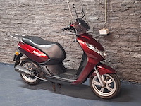 Peugeot kisbee 25km snorscooter 4-takt - afbeelding 2 van  2