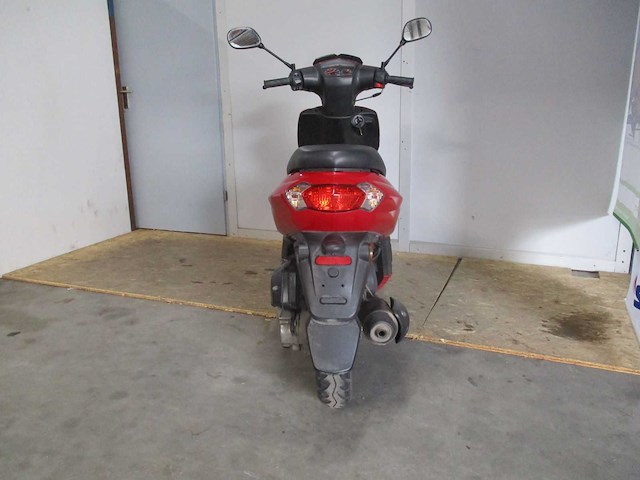 Peugeot kisbee injectie - snorscooter - scooter - afbeelding 8 van  8