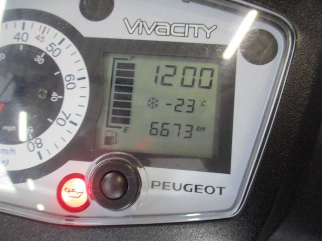 Peugeot new city - snorscooter - 2 takt! - scooter - afbeelding 3 van  11