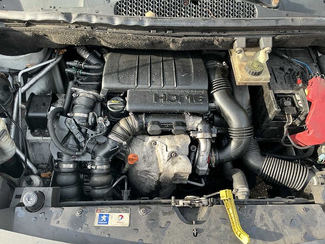 Peugeot partner 1-vjh-77 - afbeelding 20 van  28