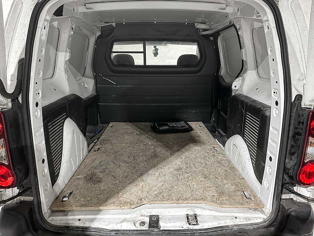 Peugeot partner 120 1.6 bluehdi 75 l1 profit+ 75pk 2018 (origineel-nl) bedrijfswagen, v-278-rk - afbeelding 17 van  28