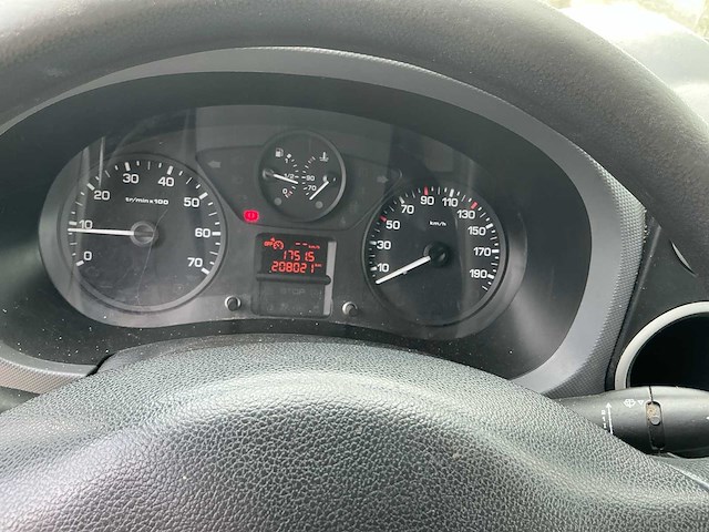Peugeot partner 120 1.6 hdi l1 prem. bedrijfswagen - afbeelding 12 van  15