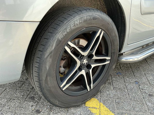 Peugeot partner 120 1.6 hdi l1 prem. bedrijfswagen - afbeelding 3 van  28