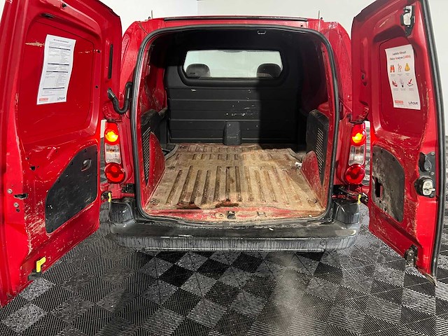 Peugeot partner 120 1.6 hdi l1 xt, 3-vtf-22 - afbeelding 6 van  11