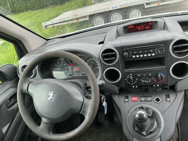 Peugeot partner 120 1.6 hdi l1 xt bedrijfswagen - afbeelding 12 van  12