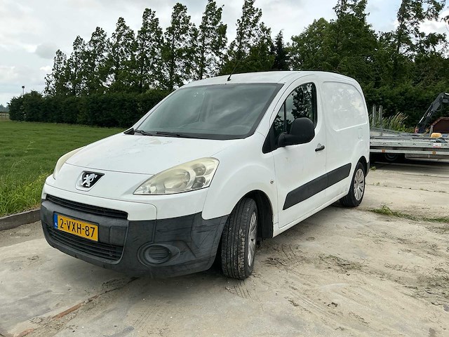 Peugeot partner 120 1.6 hdi l1 xt bedrijfswagen - afbeelding 1 van  12