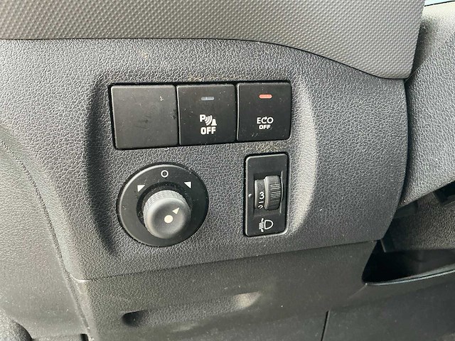 Peugeot partner 122 1.6ehdi l2xt pr+ bedrijfswagen - afbeelding 7 van  21