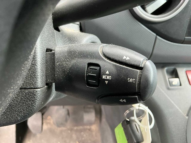 Peugeot partner 122 1.6ehdi l2xt pr+ bedrijfswagen - afbeelding 13 van  21