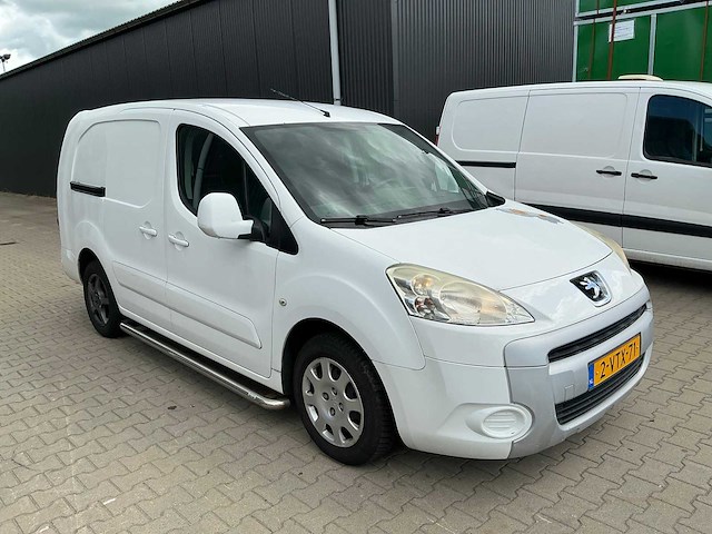 Peugeot partner 122 1.6ehdi l2xt pr+ bedrijfswagen - afbeelding 12 van  21