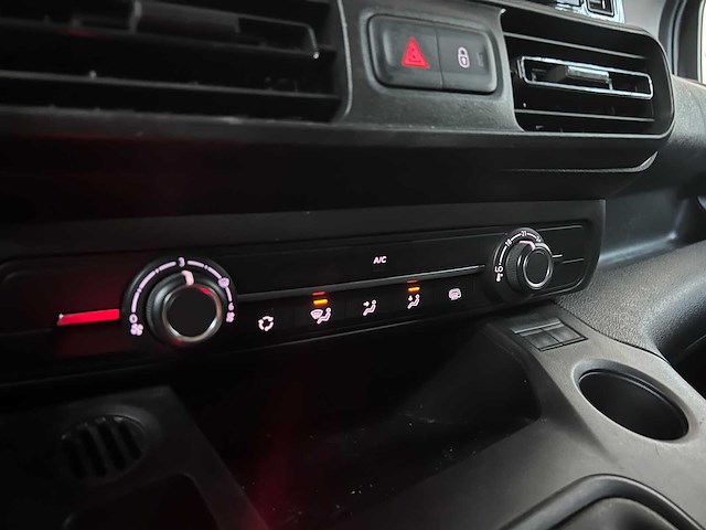 Peugeot partner 1.5 bl.hdi prem long 102 pk 2020 (origineel-nl+1e eigenaar), vfd-52-j - afbeelding 17 van  29