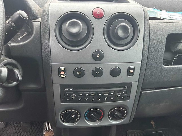 Peugeot partner 170c 1.9 d avantage bedrijfswagen - afbeelding 15 van  26