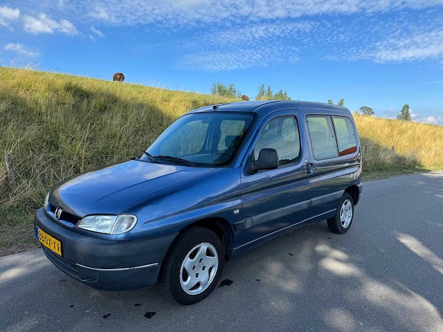 Peugeot partner 1.8 combispace personenauto 88-dx-xv - afbeelding 1 van  13
