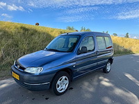 Peugeot partner 1.8 combispace personenauto 88-dx-xv - afbeelding 1 van  13