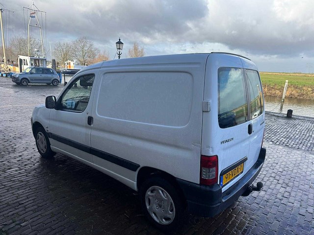 Peugeot partner 190c 1.6 hdi 91-vdx-1 - afbeelding 8 van  14