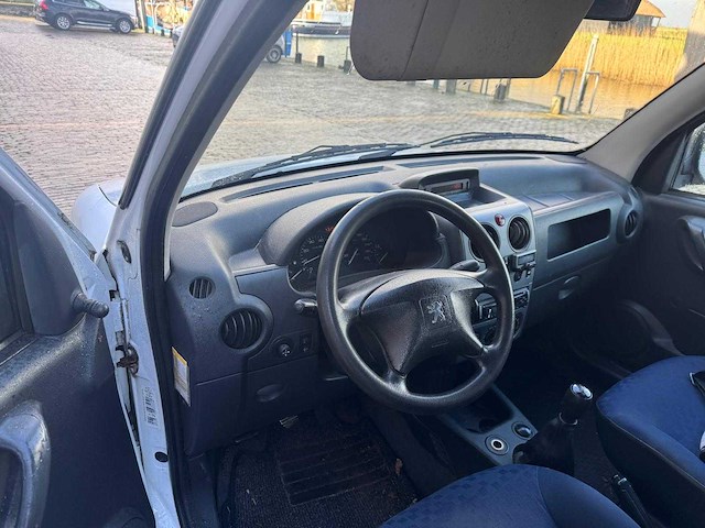 Peugeot partner 190c 1.6 hdi 91-vdx-1 - afbeelding 10 van  14
