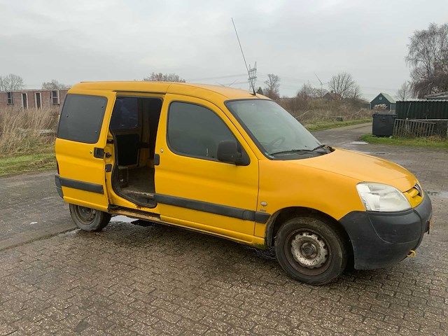 Peugeot partner 190c 2.0 hdi bedrijfswagen - afbeelding 17 van  36