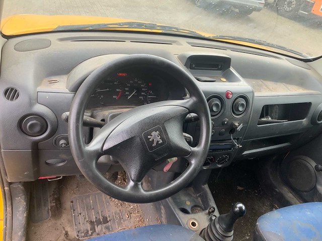 Peugeot partner 190c 2.0 hdi bedrijfswagen - afbeelding 22 van  36