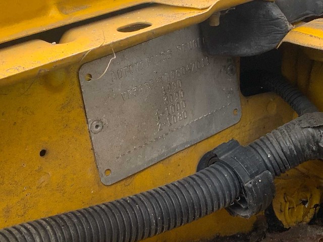 Peugeot partner 190c 2.0 hdi bedrijfswagen - afbeelding 31 van  36