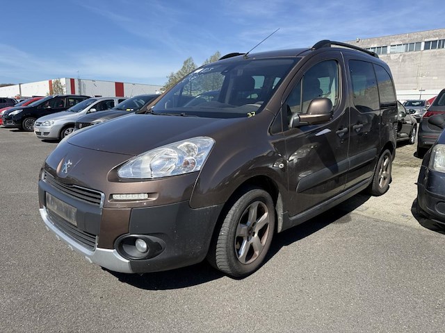 Peugeot partner tepee outdoor partner tepee outdoor 1.6 e-hdi outdoor stt 92, 2013 - afbeelding 1 van  31